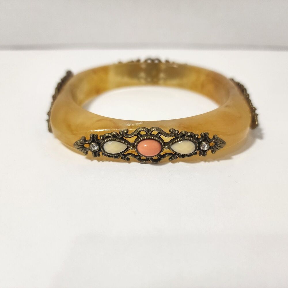 Vintage LUCITE Bejeweled Square Light Yellow Marbling Look Bangle Rhinestones